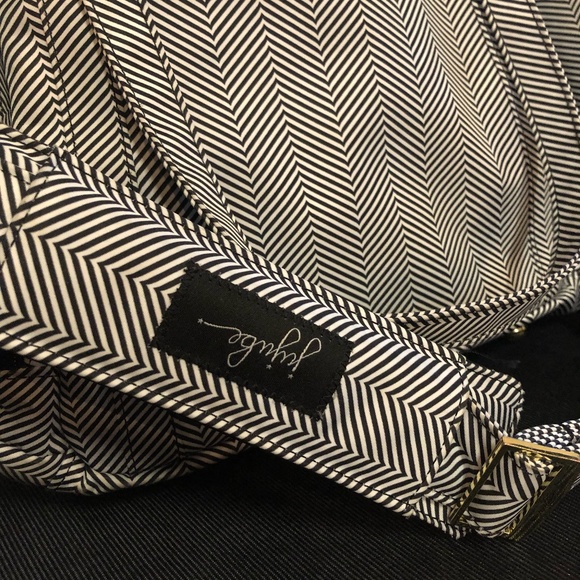 JuJuBe Baby Maternity Nursing Bag - Picture 9 of 11